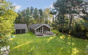 4 Bedroom Beautiful Home In Melby in Melby